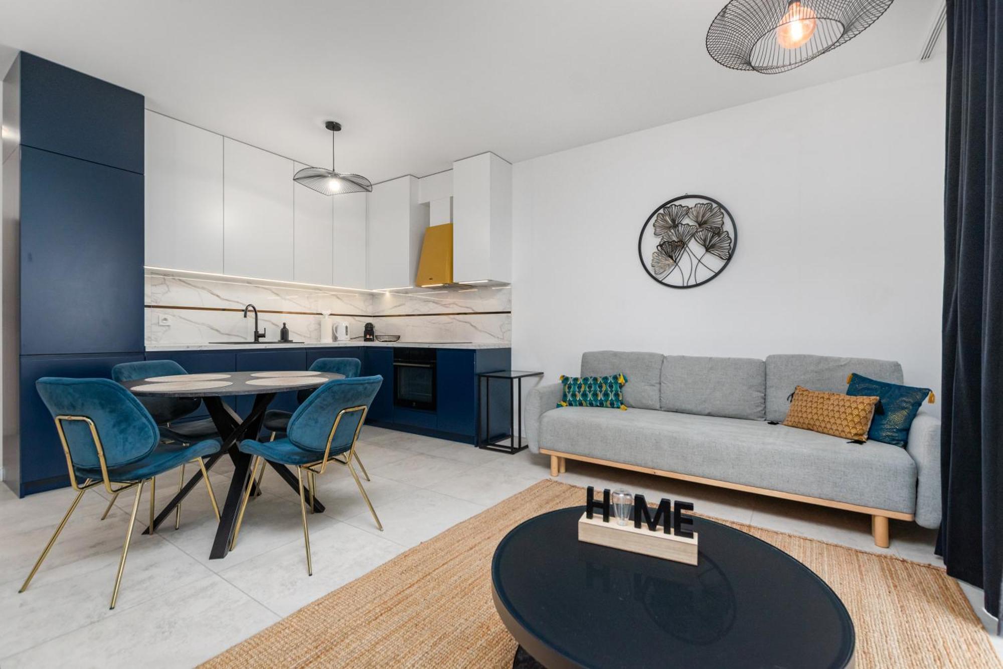 Zupnicza 18 By Homeprime Warszawa